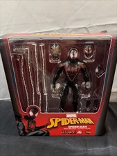 Medicom Toy MAFEX No. 092 Marvel Spider-Man Miles Morales Action Figure New