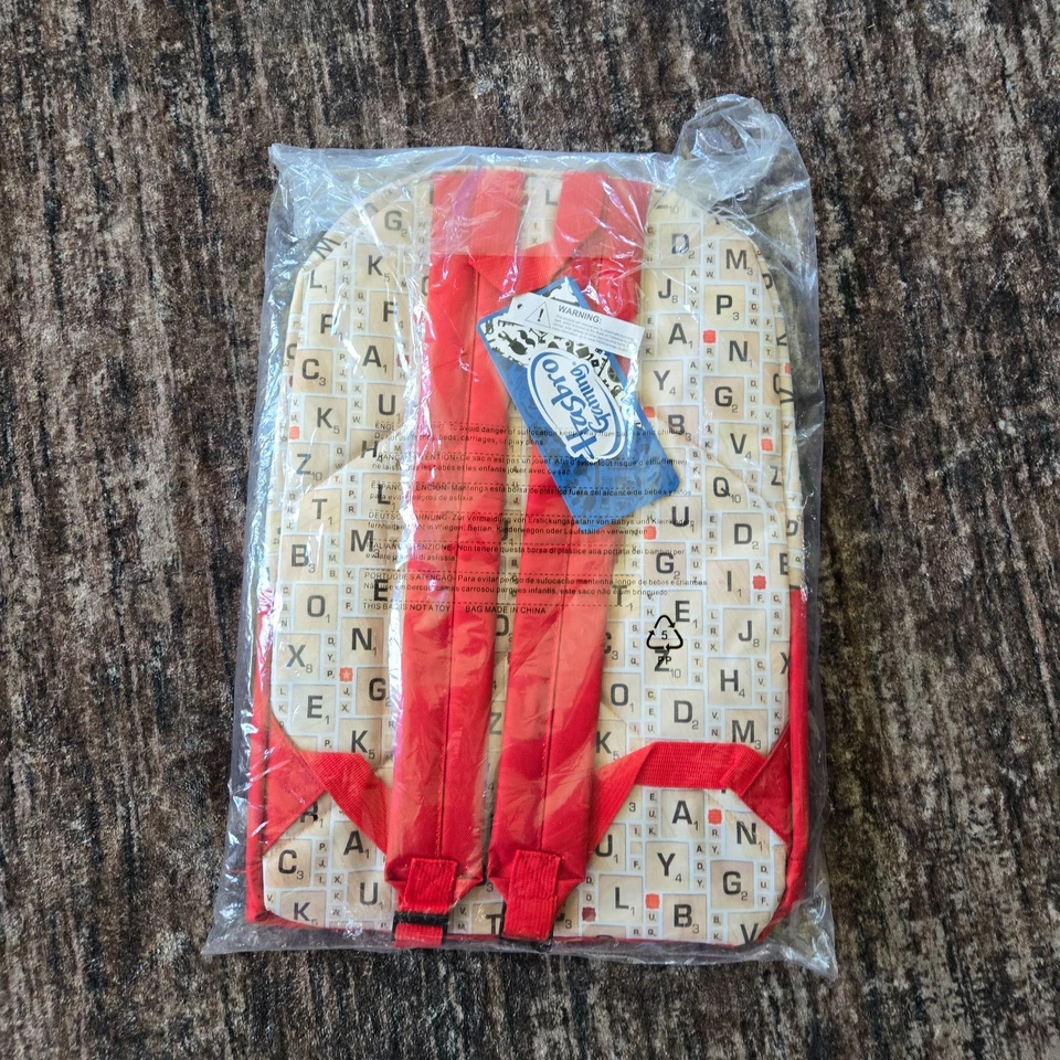 Mochila de lona Scrabble de 17" Foto 2 de 2