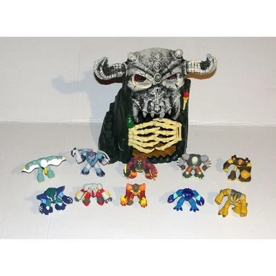 Figurine Gormiti Lot 10 Personnages + Rocher Temple - Photo 1/3