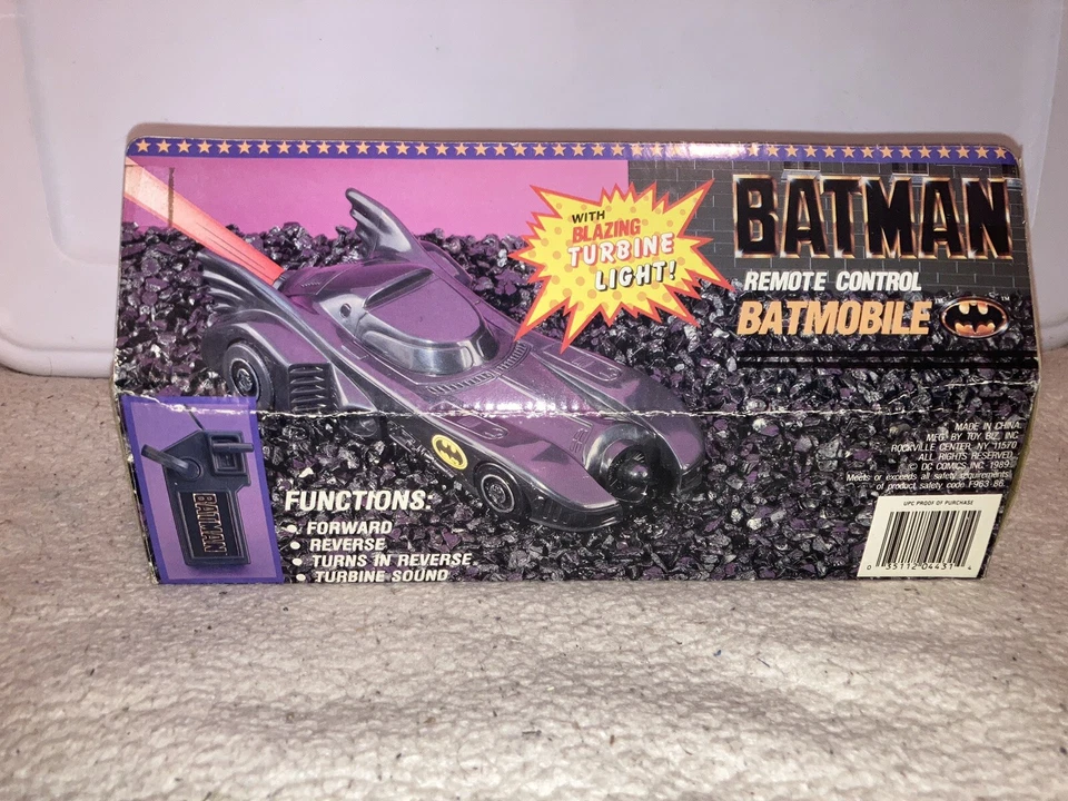 Raro BATMAN Control Remoto BATMOBILE #4431 con Luz de Turbina 1989 Toy Biz Nuevo en Caja Foto 3 de 4