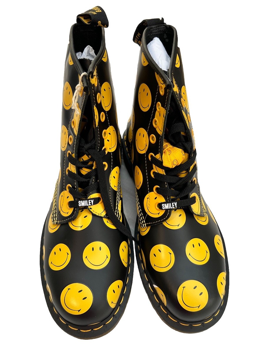 NEW Dr. Martens x Smiley 1460 8-Eye Boot Black Combat Ankle Boots