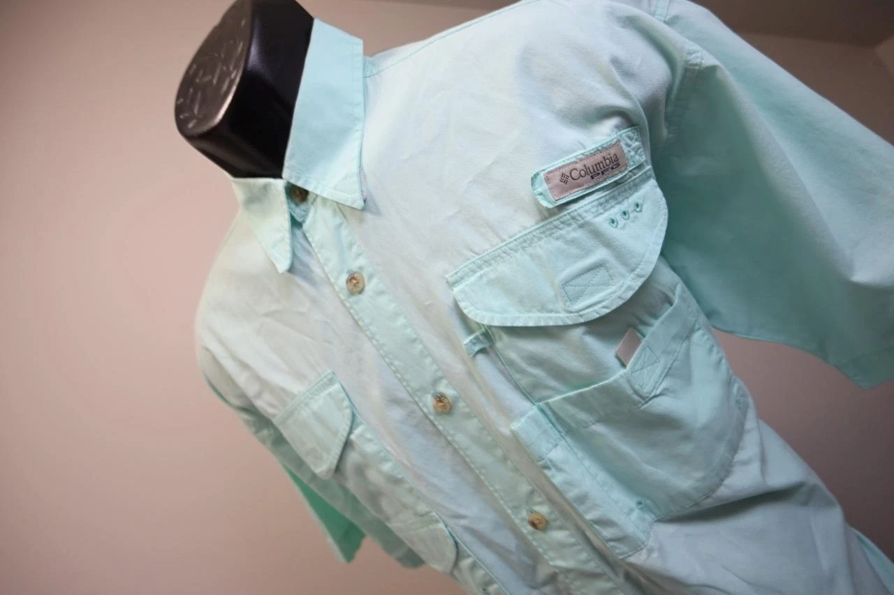 Columbia PFG Vented Fishing Shirt Blue Performance Camp Shirt Mens Sz Medium