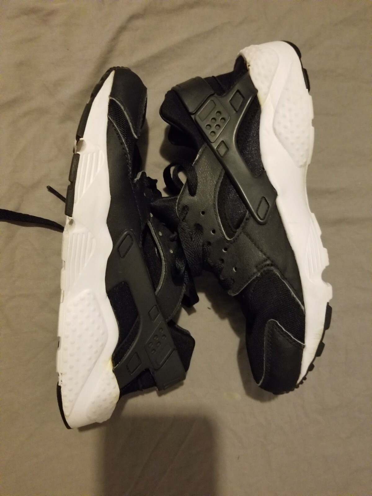 youth huaraches