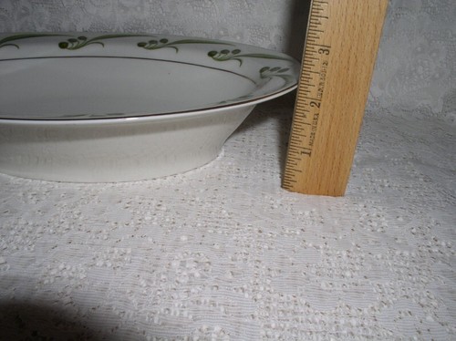 Tazón para servir verduras ovaladas verde Theodore Haviland Bel Air - Imagen 4 de 5