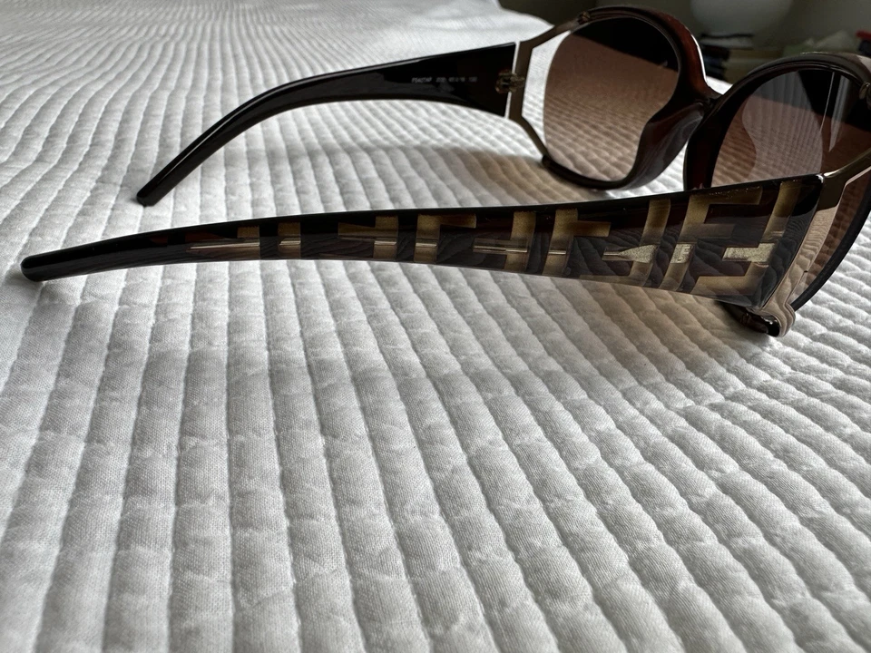 Gafas de sol Fendi para mujer vintage FS427AF - 100 % auténticas - Italia Foto 4 de 4