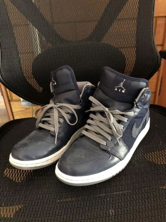 Baskets hommes 10,0 États Unis Nike Jordan 1 Mid Supreme Cement Swash originales LTD Colle