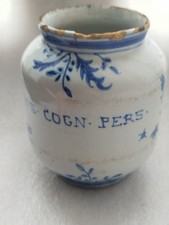 pot a pharmacie faience du sud ouest Moustiers France 18 ème siècle