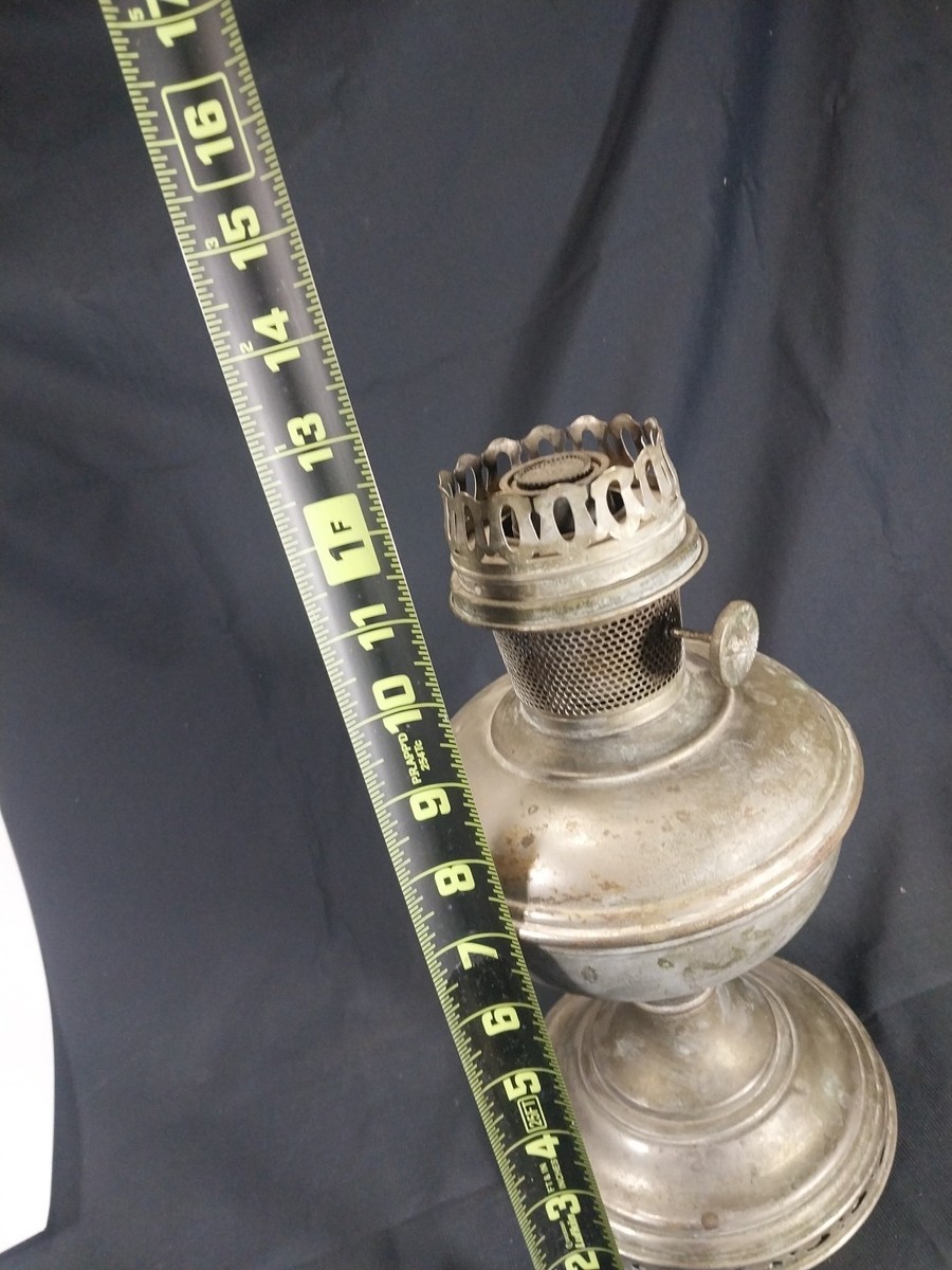 Vintage Aladdin No 9 Center Draft Nickel Plated Brass Kerosene Oil