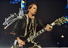 Keith Richards Hand Signed Rolling Stones Photo 12x8 Verified COA - PSA QO CARD