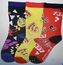 Five nights at freddys boys crew socks 3 pair shoe size 10-4