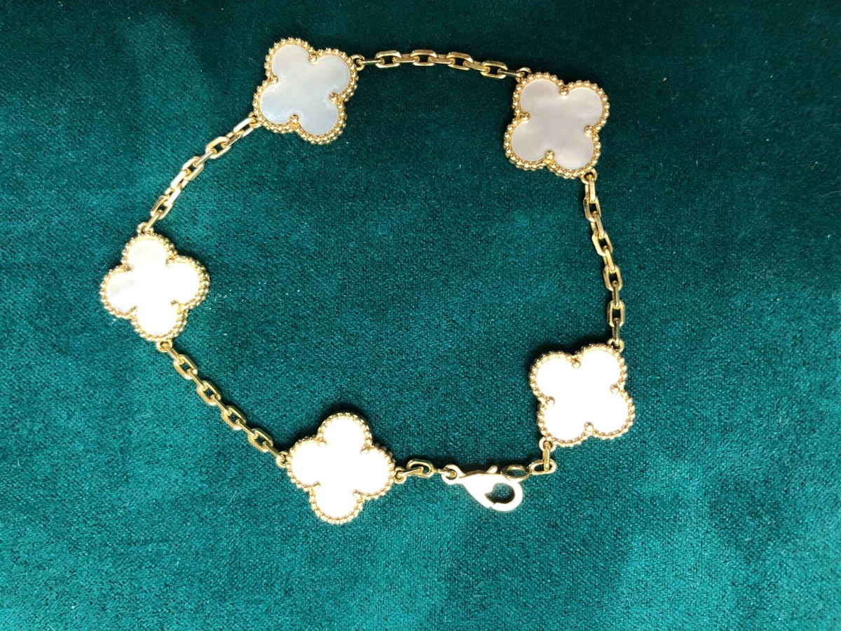 18k Van Cleef Arpels Mother-Of-Pearl Vintage Alhambra 5-Motif