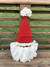 Vintage Macrame 1970s Santa Claus Head Face Kitschy Wall Hanging Card Holder 30