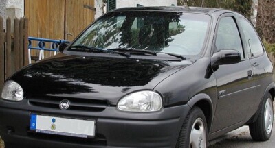 Vauxhall (Opel) Corsa B 93- Frontscheibe Gummi Zierleiste OEM-ÄQUIVALENT 110282