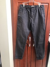 Men's Dark Gray Slim Fit Chino Pants