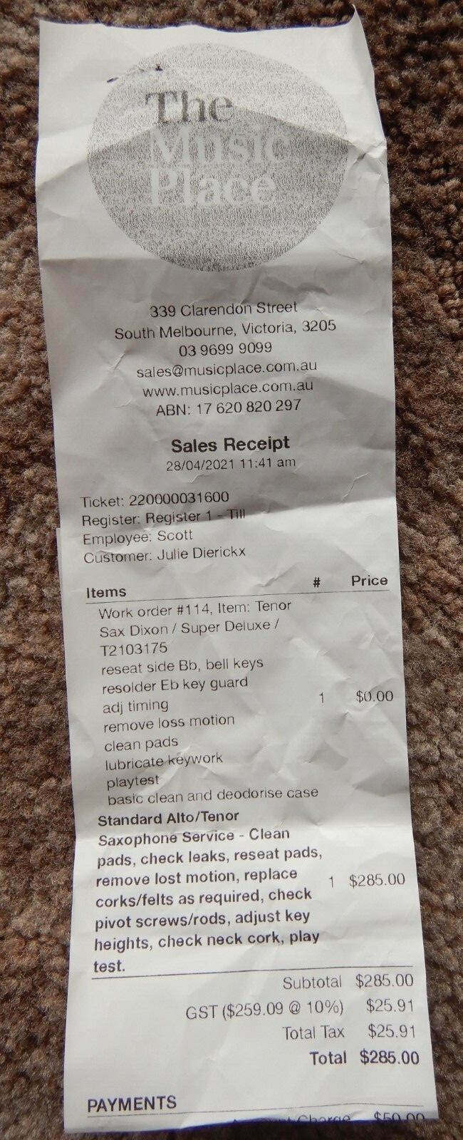 Saxophone standard alto/tenor. Dixon super deluxe. Good condition just