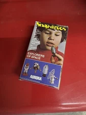 Aurora Snap-a-Roos Explorers of Space 9254 - dated 1975 NOS Unopened Some Debris