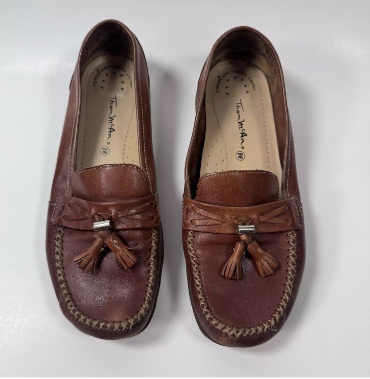Thom McAn Womens Brown Leather Loafer Slip-on Shoes Size 8W Tassel Casual