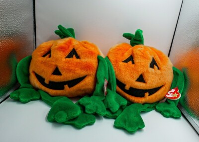 Ty Beanie Buddy ''PUMKIN''  PUMPKINS with SWING TAG PHRASES ''VEGETABLE or FRUIT''