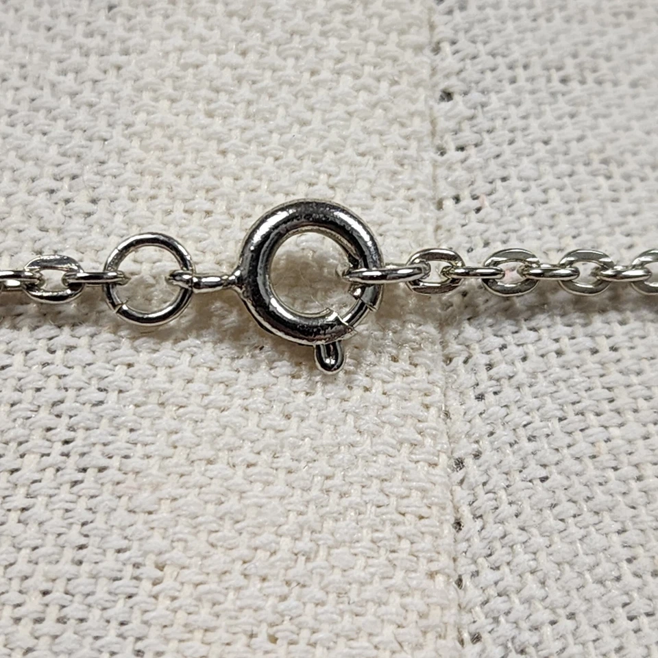 Medallón de cabina telefónica vintage con collar colgante de puerta con bisagras Foto 3 de 4