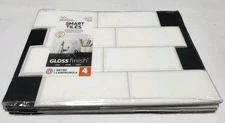 Smart Tiles Metro Campagnola White Vinyl Peel & Stick Tiles (4-Pk) SM1100G-04-QG
