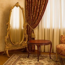 Antiker Couchtisch Mahagoni Opalglas Italien des XX Jhs Originell