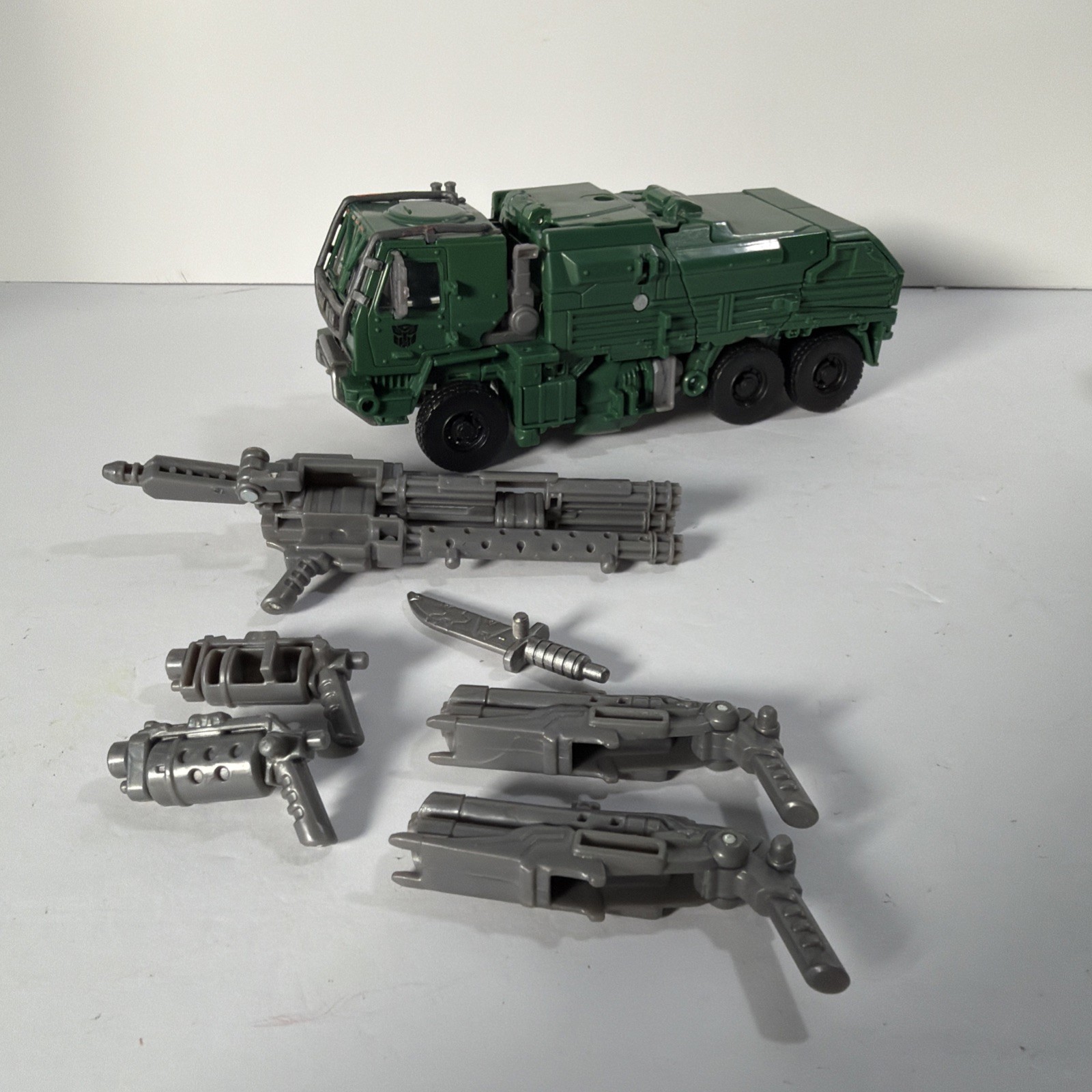 Transformers Autobot Hound 100% Complete AOE Voyager Class 7 Guns 1 Knife