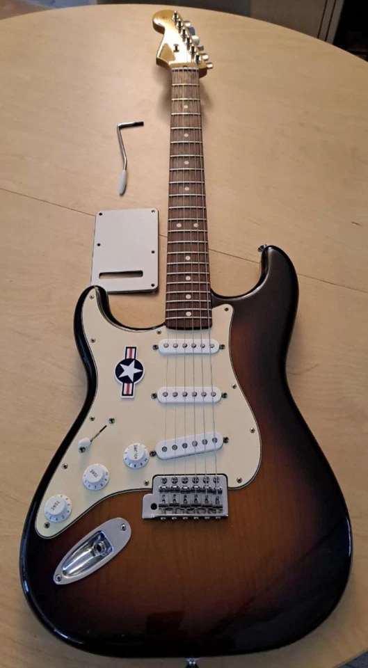 Fender Stratocaster RW Brown Sunburst 2012 Mex, Linkshänder Lefthand Gator Case