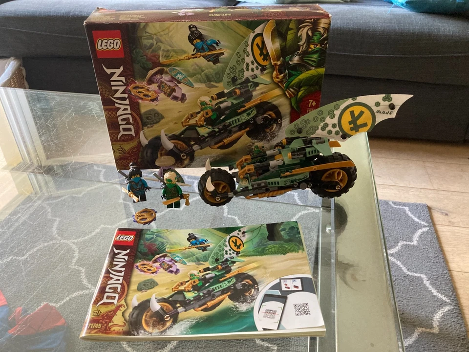 LEGO Ninjago 71745 Lloyd's Jungle Chopper Bike