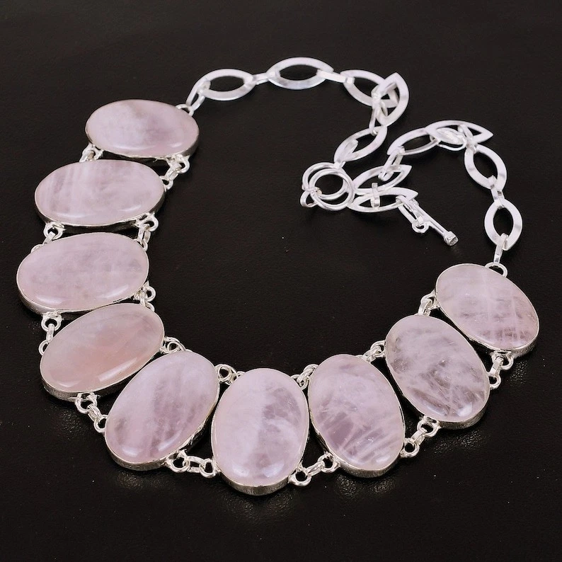 Collar de joyería de plata de ley 925 hecho a mano con piedras preciosas de cuarzo rosa de 18" Foto 2 de 4