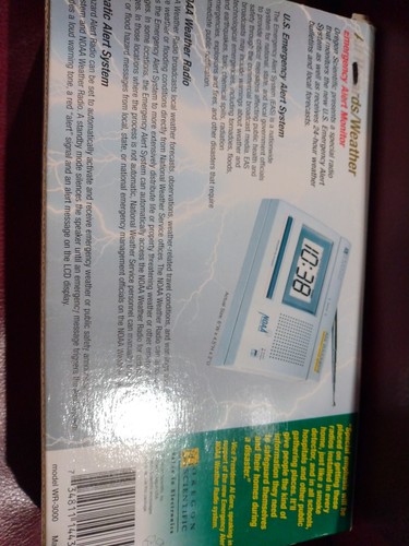 Oregon Scientific Weather Radio WR-3000 Emergency Automatic Alert System - Picture 5 of 5