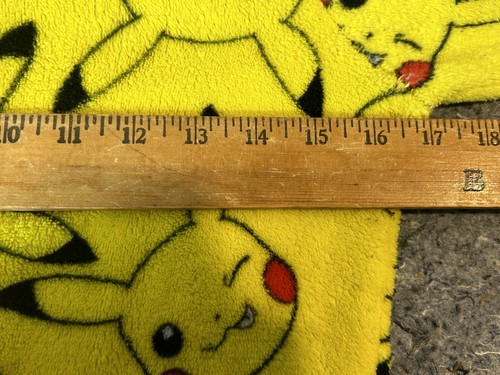 Pokémon Pajamas Youth 9/10 Yellow Pikachu Fleece Jumpsuit Nightwear Hoodie - Picture 11 of 12