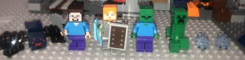 Lego 21147 Minecraft The Bedrock Adventures Complete Set All Minifigures Manual - Picture 2 of 5