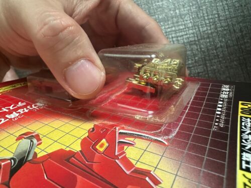 G1 Transformers Takara Hasbro C-66 Ramhorn NUOVO quasi sigillato con sollevamento bolle - Foto 8 di 11