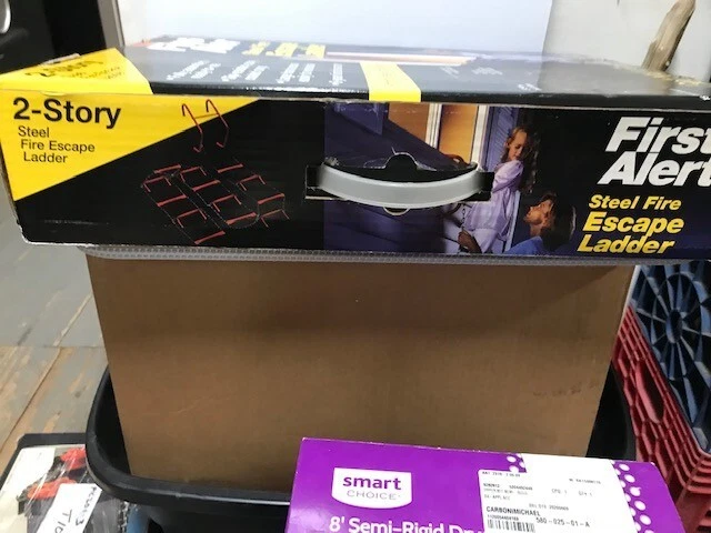 Escalera de escape de incendios First Alert 2 pisos nueva caja abierta (FC201 superior T1099) Foto 2 de 4