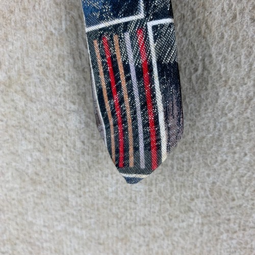 Vintage 90s Tie Abstract Striped Polyester Classic Wide Necktie 3.75" - Picture 17 of 17