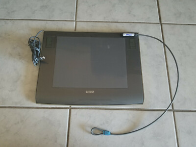 Wacom Intuos 3 Large PTZ-930 9x12 Tablet laptop locking cable attached