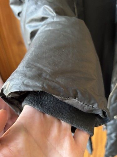 Ladies Off Black/ Green Feather Down Coat Size Xs Oversized Would Fit 6-12 - Picture 2 of 4