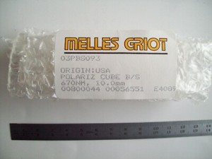 Polarizing cube beam splitter for red beam, 670 nm, 10 mm, new, Melles-Griot