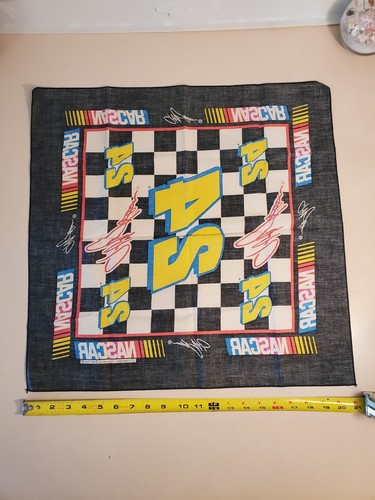 Vtg NASCAR scarf bandana, black #24 JEFF GORDON & checkered flags. 21"×21" - Picture 8 of 11
