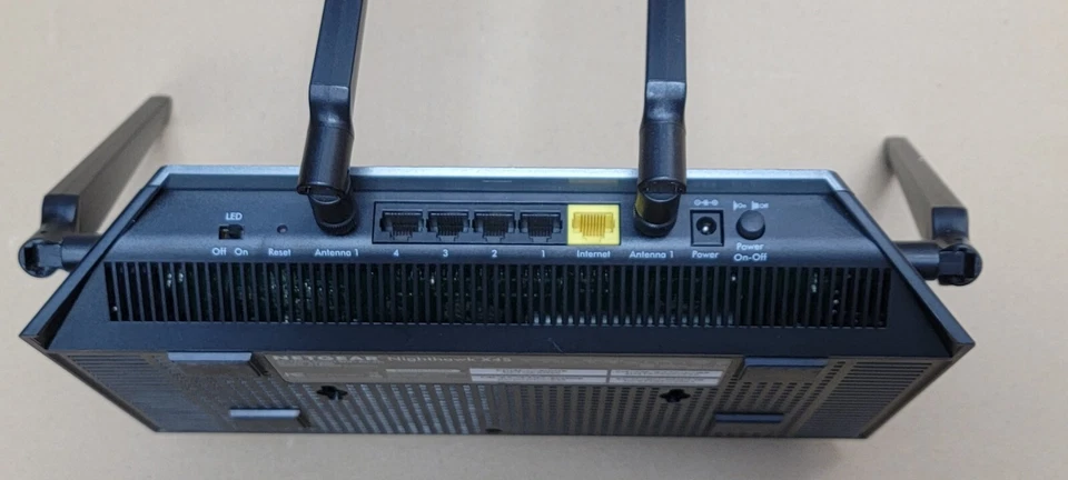 NETGEAR Nighthawk X4S R7800 AC2600 Smart WiFi Router - Image 3 of 4