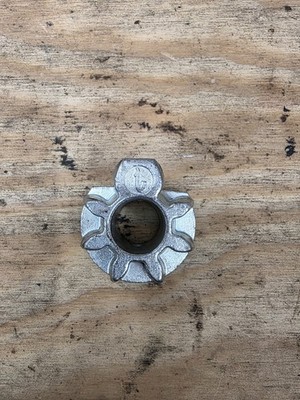 Hardened Knotter Worm Pinion For Freeman 370 Balers (GER0007873)