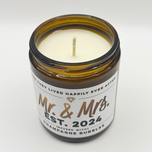 Wax & Wit Mr & Mrs Candle Est 2024 Champagne Bubbles Wedding Anniversary Gift - Picture 4 of 5