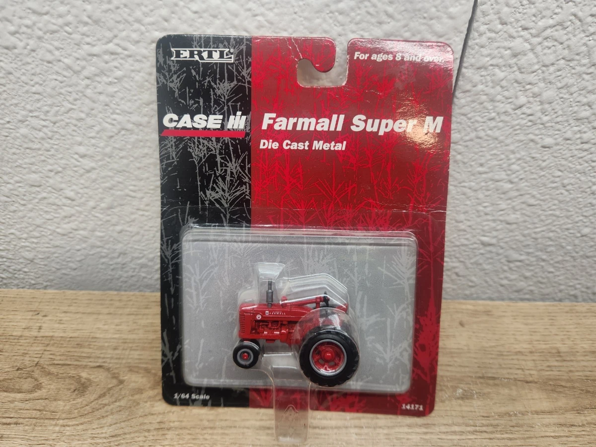 Farmall Super M Tractor In Contemporary Manufacture Diecast Farm