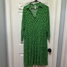 H&M Floral Tiered Midi Buttondown Shirtdress | Womens S Green | Excellent