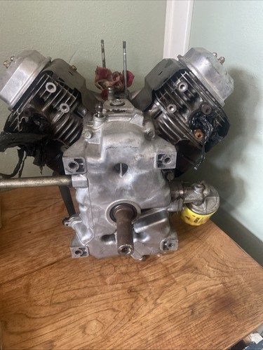 Briggs & Stratton short/long block #494057 16hp 303777 Vanguard twin - Picture 3 of 8