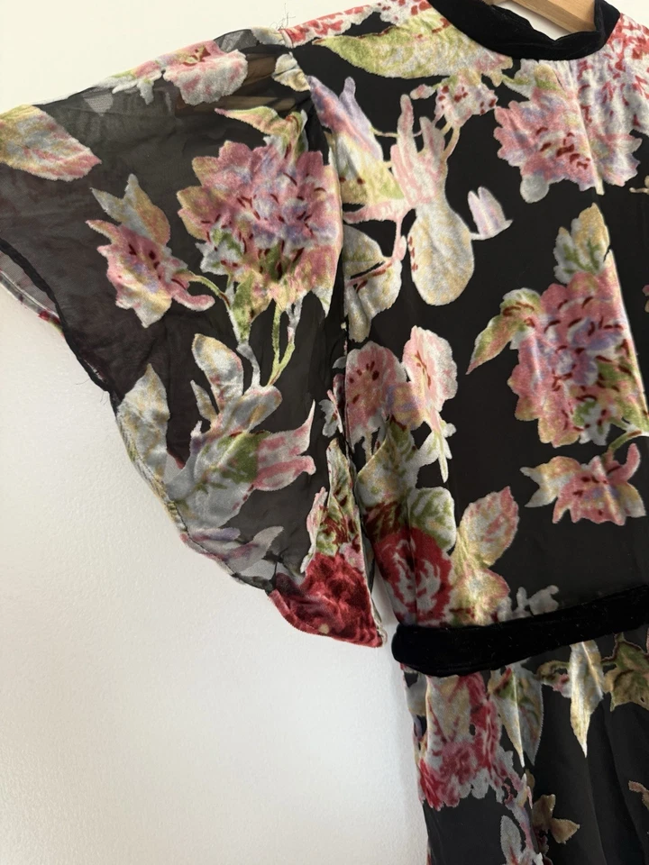 Mini Vestido ZARA Devore Floral Burnout Terciopelo Corbata Cintura XS Capricho Romántico Foto 4 de 4