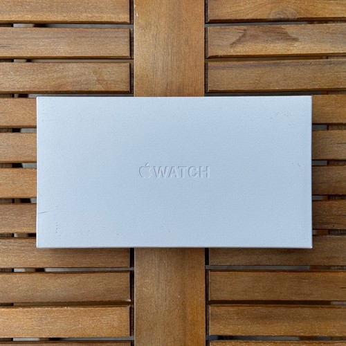 Apple Watch Ultra 49mm (Model MQFO3LL/A) – Titanium Case – Excellent Condition - Photo 6 sur 9