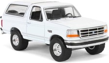 1993 Ford Bronco XLT - Oxford White Diecast 1:64 Scale Model - Greenlight 30452