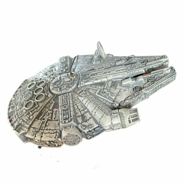 Hallmark QLX7474 Star Wars Millennium Falcon Keepsake Hallmark QLX7474 Star Wars Millennium Falcon Keepsake
