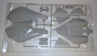 TAMIYA F-14A TOMCAT 60301  PARTS  SPRUE A-UPPER FUSELAGE+MORE 1/32